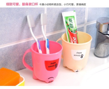 Yiwu Selection manufacturer wholesale cartoon mouthwash brushing cup PP water cup with handle mugs can be customized gift mugs -1006/34495 thumbnail