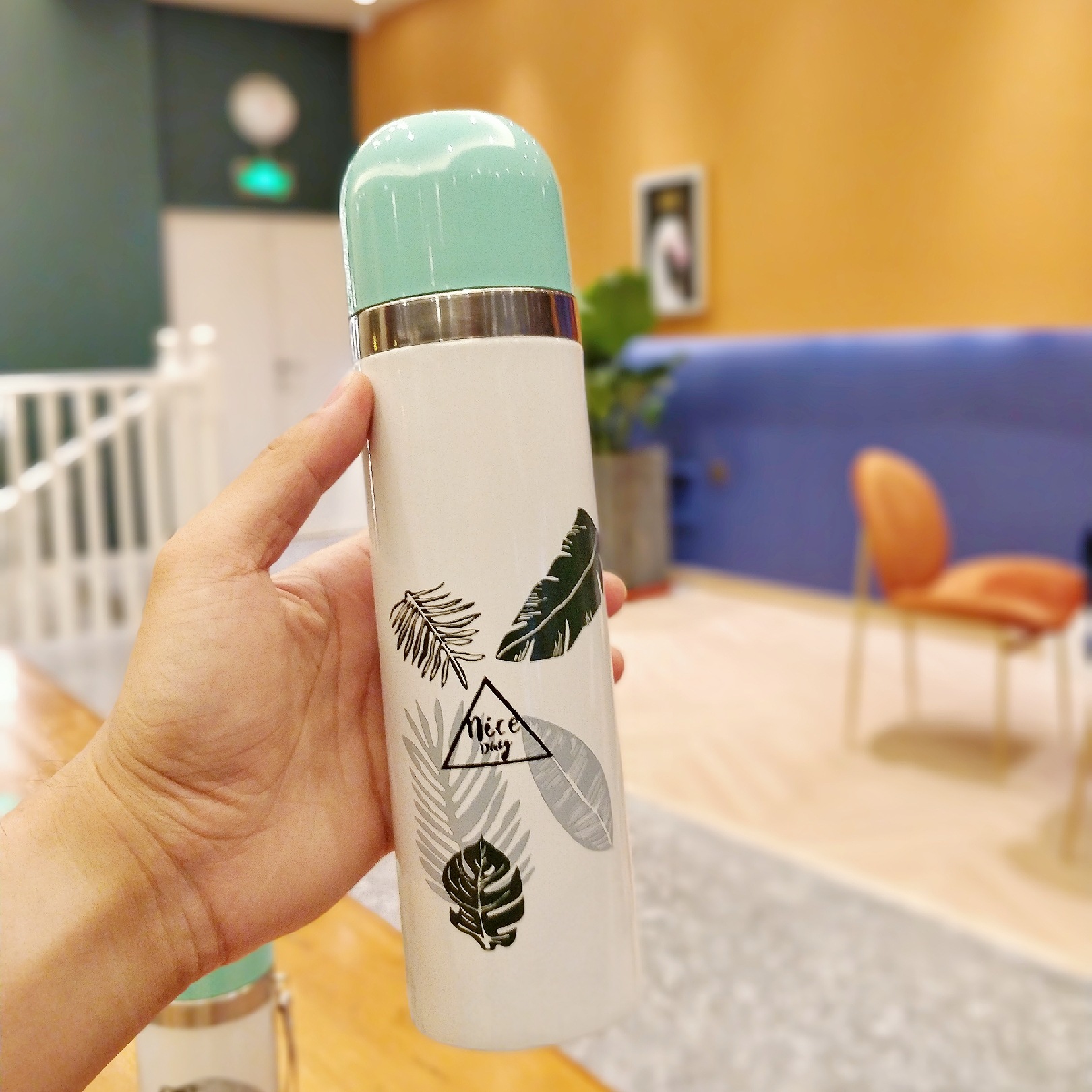 义乌好货 供应新款子弹头保温杯清新芭蕉叶真空保温杯 时尚礼品保温水杯-1006/35299白底实物图
