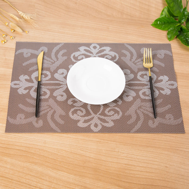 New European-style printed anti-slip, heat-resistant and heat-insulating pads for hotel supplies and Western dining MATS Application Scenario