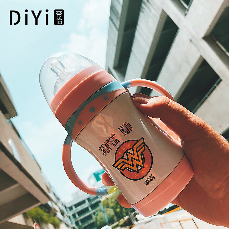 Yiwu Good goods spot supply can love cartoon children's thermos cup inside and outside 304 copper-plated belt handle baby double straw water cup -1006/36591 thumbnail