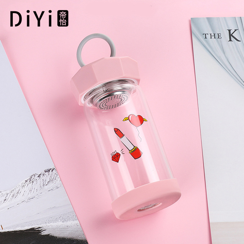Yiwu Good Goods Manufacturers New Cute Cartoon Silicone Rope Tea Cup Single-Layer Non-Slip With Cover High Borosilicate Glass Water Cup Female -1006/36591 Application Scenario