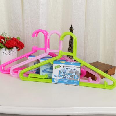 义乌好货 家用塑料衣架 蝴蝶结防滑衣架晾衣架LT-1014产品图