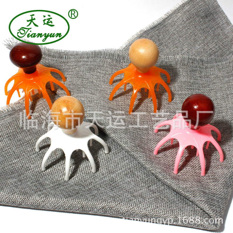 Yiwu Good Goods Head Massage Equipment Tianyun Craft Products Manufacturers Direct Health Care Body Explosion -1006/36747 Application Scenario