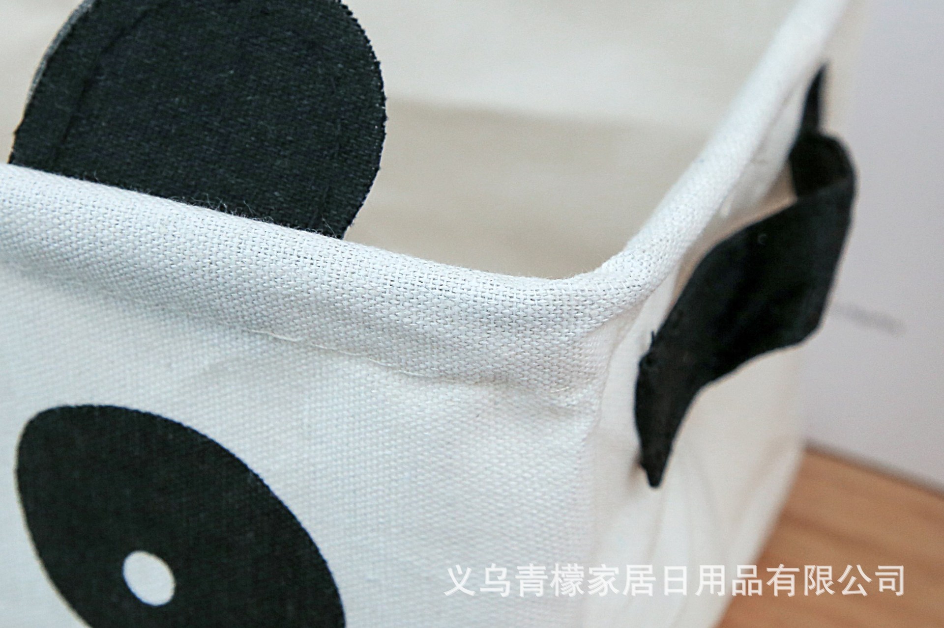 Yiwu Selection wheat cartoon expression ears series desktop storage box chest can be folded with a handle undefined