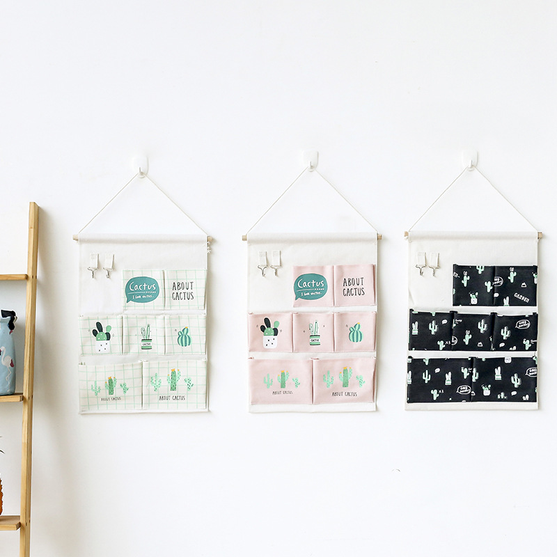 Yiwu Selection 7 pocket hook cactus wall hanging bag multi-functional sundry folding hanging bag full figure