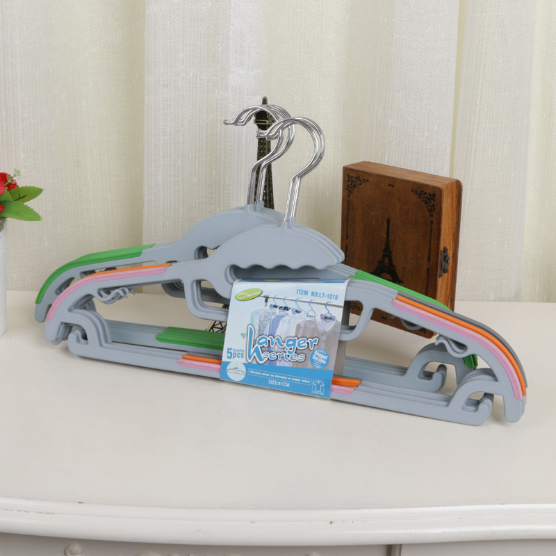 义乌好货 家用塑料衣架 防滑肩设计 实用方便 LT-1018塑料衣架