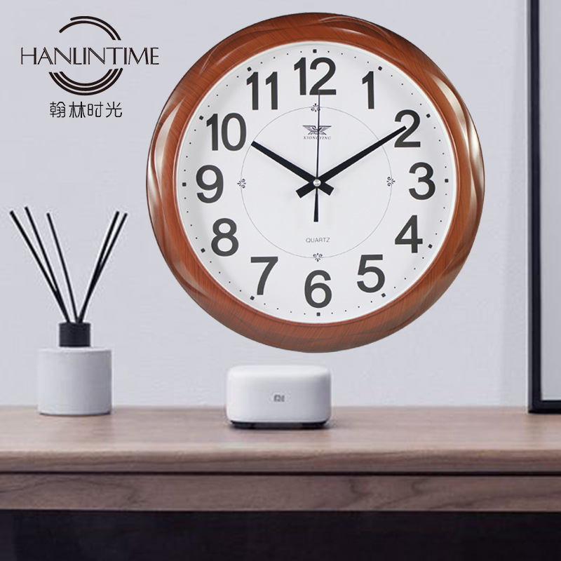 Yiwu Selection new wood frame wall clock thick glass white pattern clock face 15 inch round scanning hands wall clock clock clock -1003/18505