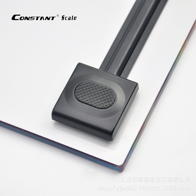 Yiwu Good Goods Wholesale - Ultra-thin color striped pattern weighing electronic body scale, health scale, gift scale -1003/14192 Application Scenario