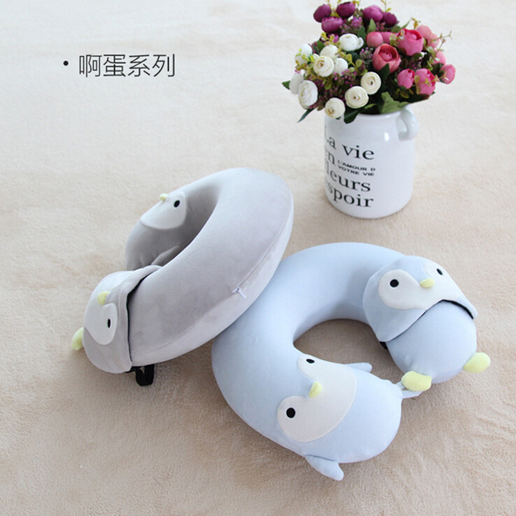 Yiwu Good Goods Embroidery Cartoon Set, Memory Foam U-shaped pillow with eye mask, Cute pig-shaped neck pillow, Creative Travel Pillow -1006/35011 Application Scenario