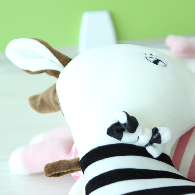 Yiwu Good Goods plush pillow, Cartoon pair deer U-shaped pillow, home decoration, business trip, travel, office nap neck Protection pillow -1006/35011 undefined