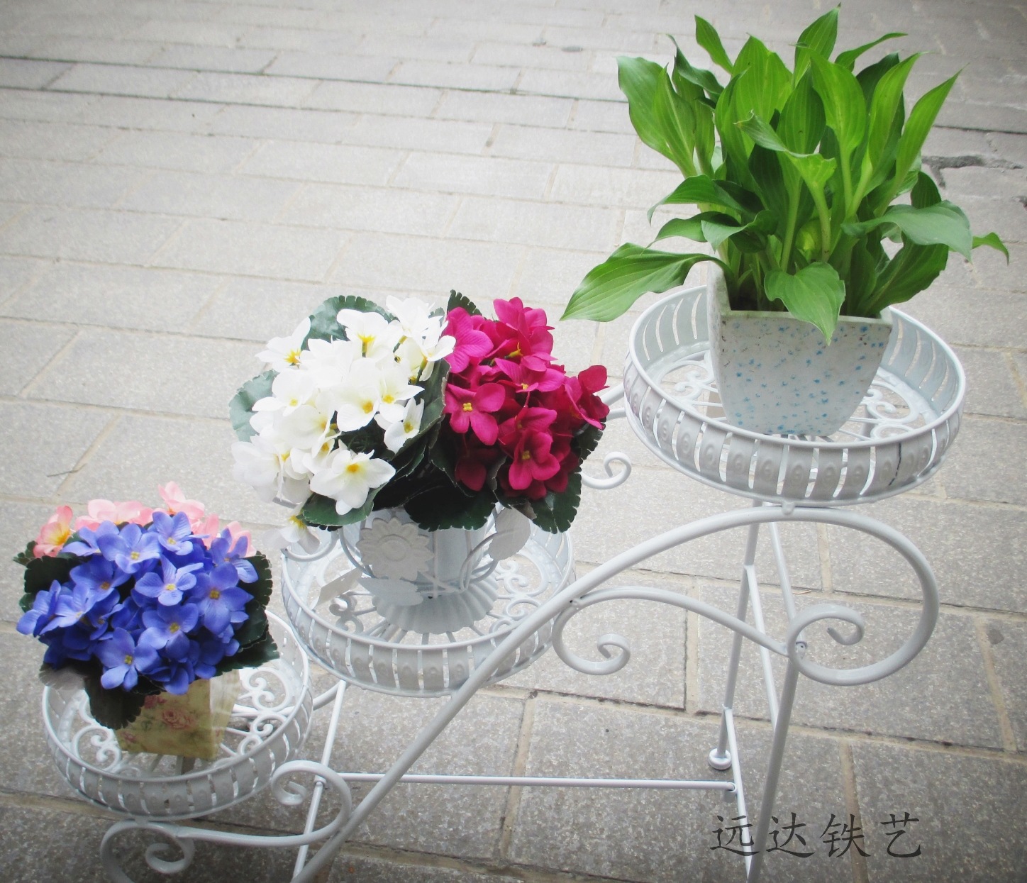 Yiwu Quality Iron Art Flower Stand, three-layer floor-standing balcony flower pot stand, simple European-style living room -1001/9248
