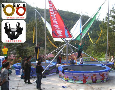 Yiwu Good goods Hualong luxury four-person trampoline trampoline Children's jumping bed manufacturers direct children's trampoline small trampoline bed -1001/2084 full figure