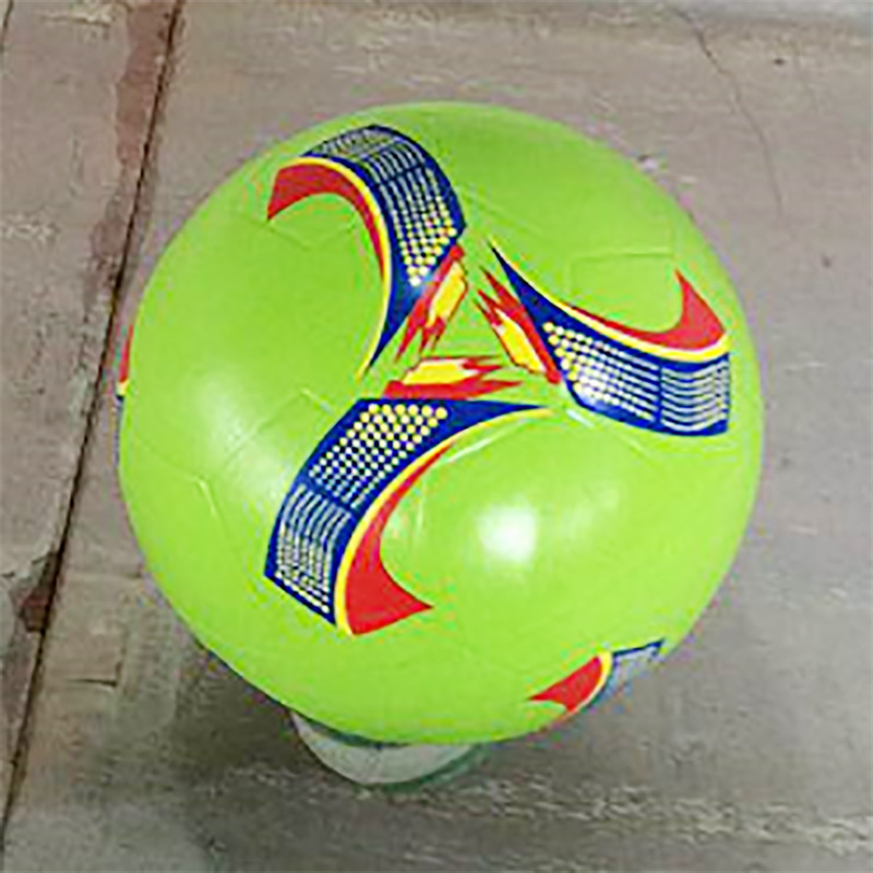 义乌好货 4号5号光面橡胶足球 儿童玩具球比赛用球学校用足球 厂家直销批发-1001/2304图
