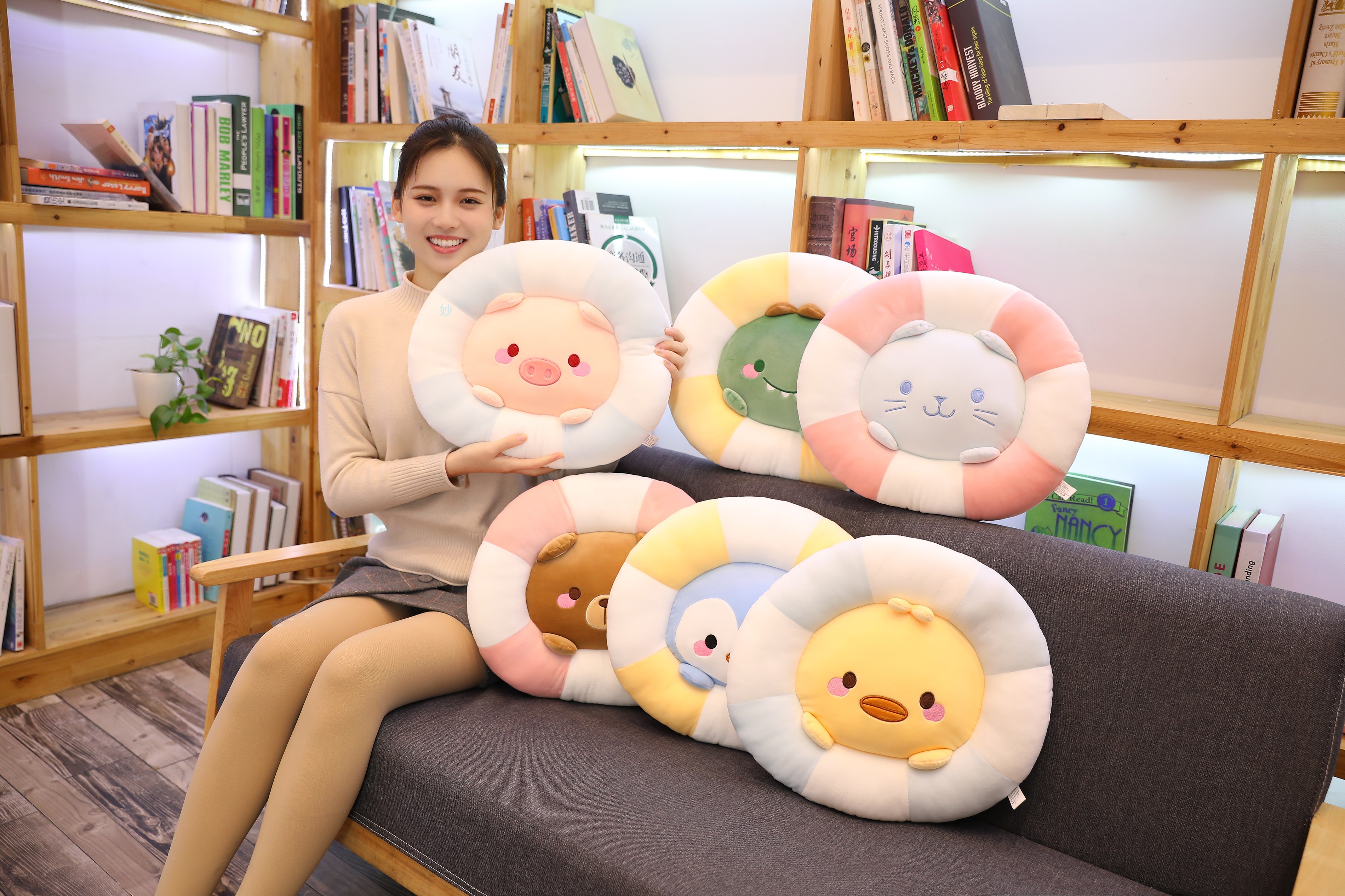The nap pillow, petal nap pillow, backrest cushion, multi-functional, cute and comfortable pic 4