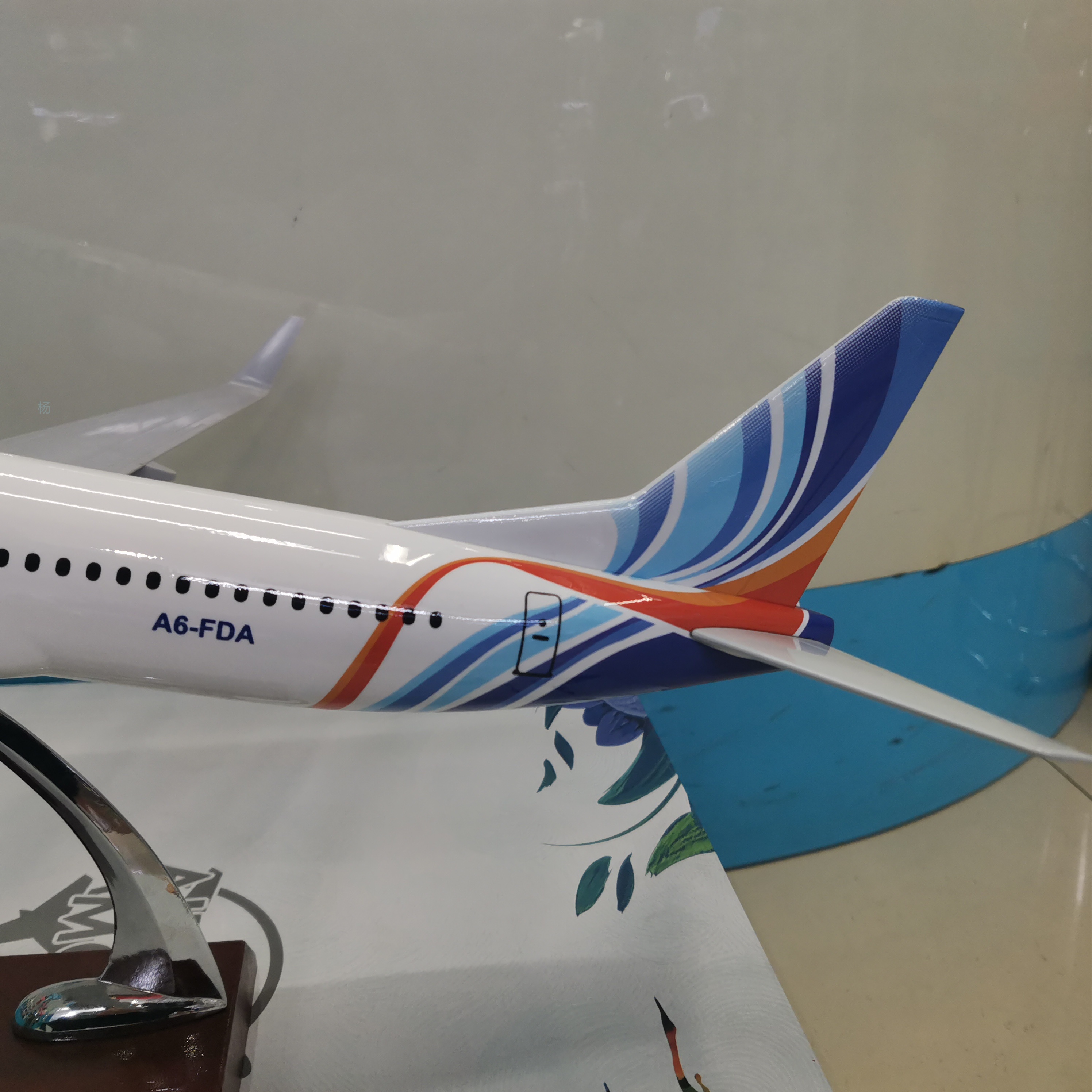 飞机模型（B737-800迪拜航空47CM飞机模型）ABS合成强化树脂飞机模型 仿真飞机模型详情图5