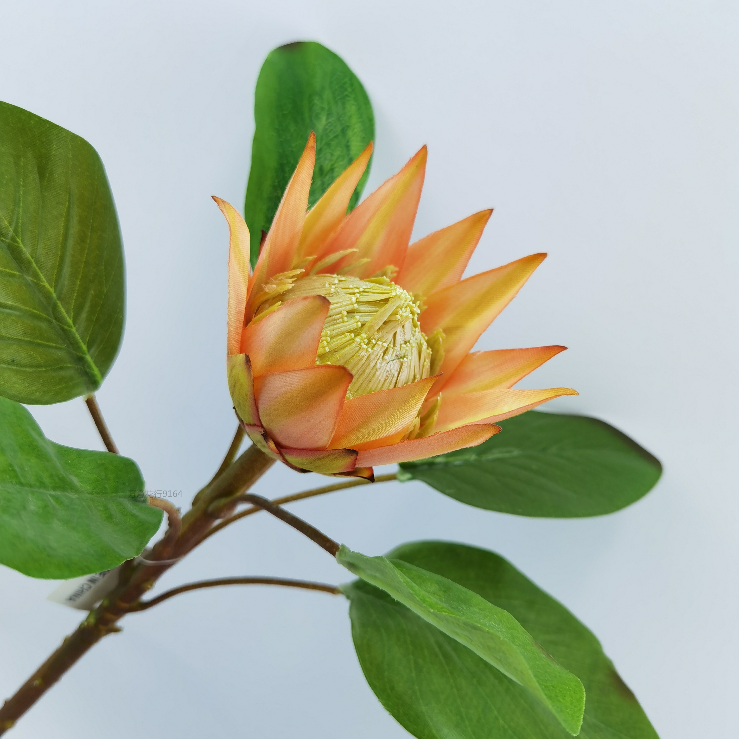 High-end artificial flower emperor flower arrangement paired with artificial flowers for home bedroom decoration soft furnishing design, artificial flower wedding floral art decoration Item Picture
