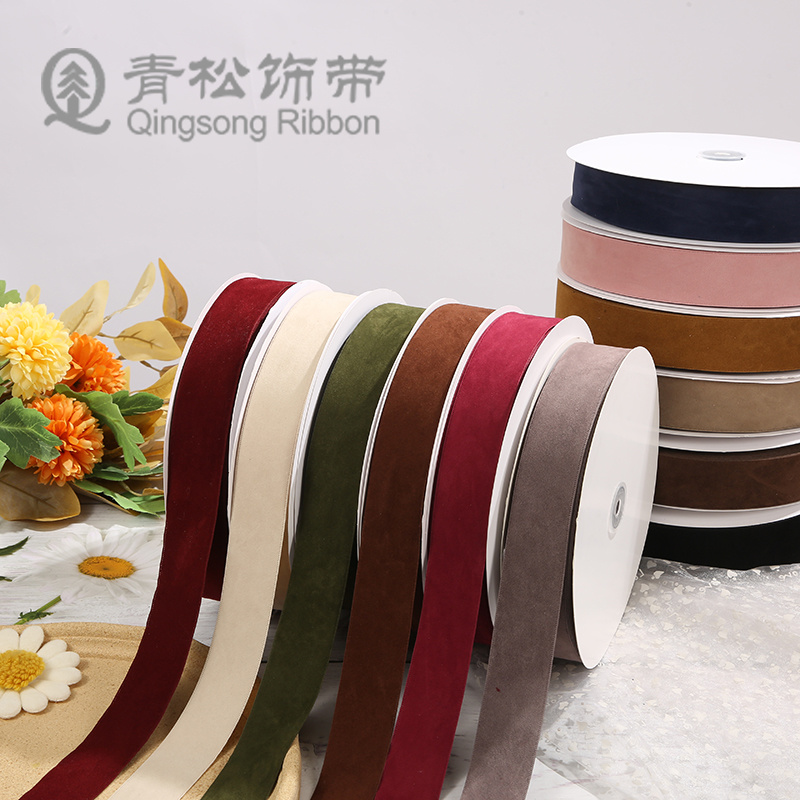 Green pine ribbons, double-sided deerskin velvet woven ribbons for autumn and winter, bow ribbon cards, DIY woven ribbons, children's hair accessories, diy pendants, gift packaging, clothing materials, clothing accessories, lace, flower packaging ribbons, cake gift boxes, binding straps details Picture