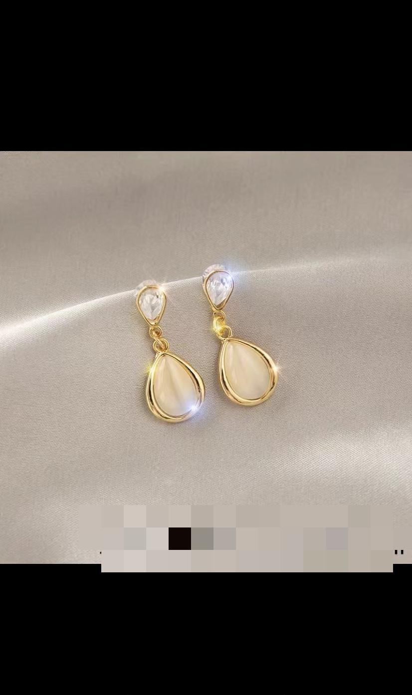 美之琴饰品075时尚潮流韩版水滴猫眼石耳钉