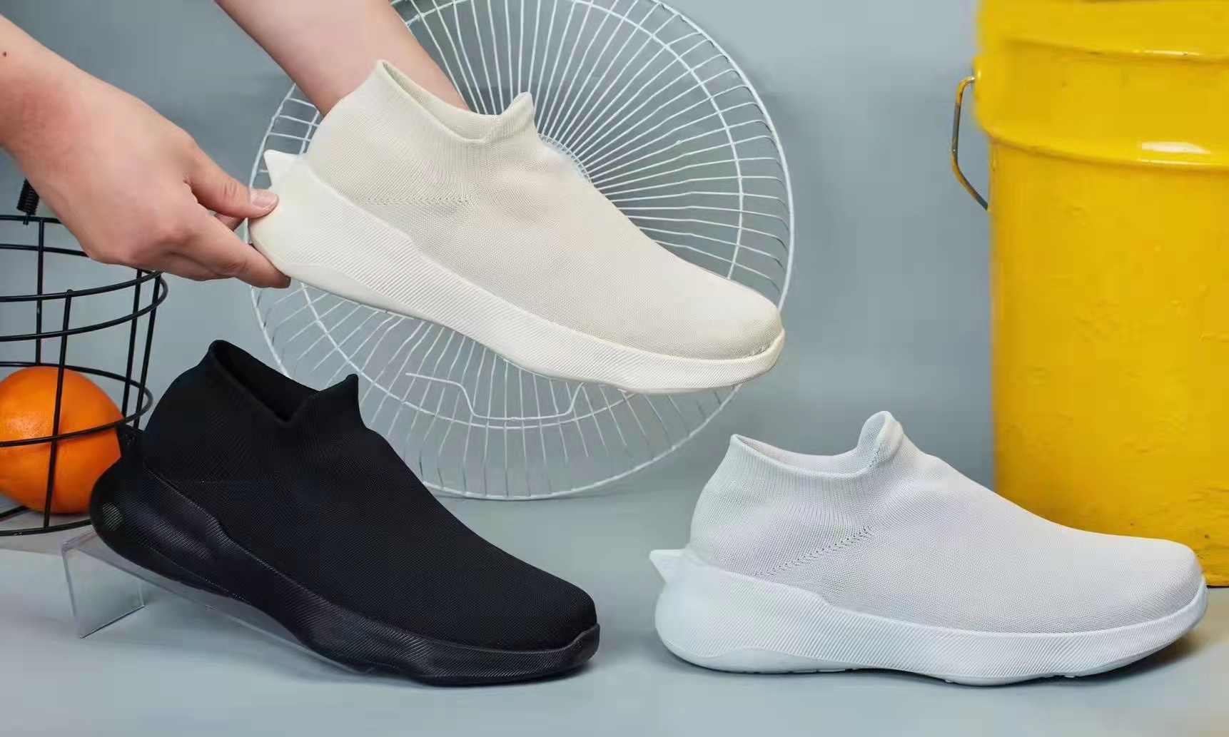 The new Feizhi women's shoes from Must-Win are a bestseller. These one-step women's shoes are trendy, breathable and versatile in spring. Feizhi soft-soled anti-odor youth sports and casual shoes. 43794-040716 Specification image