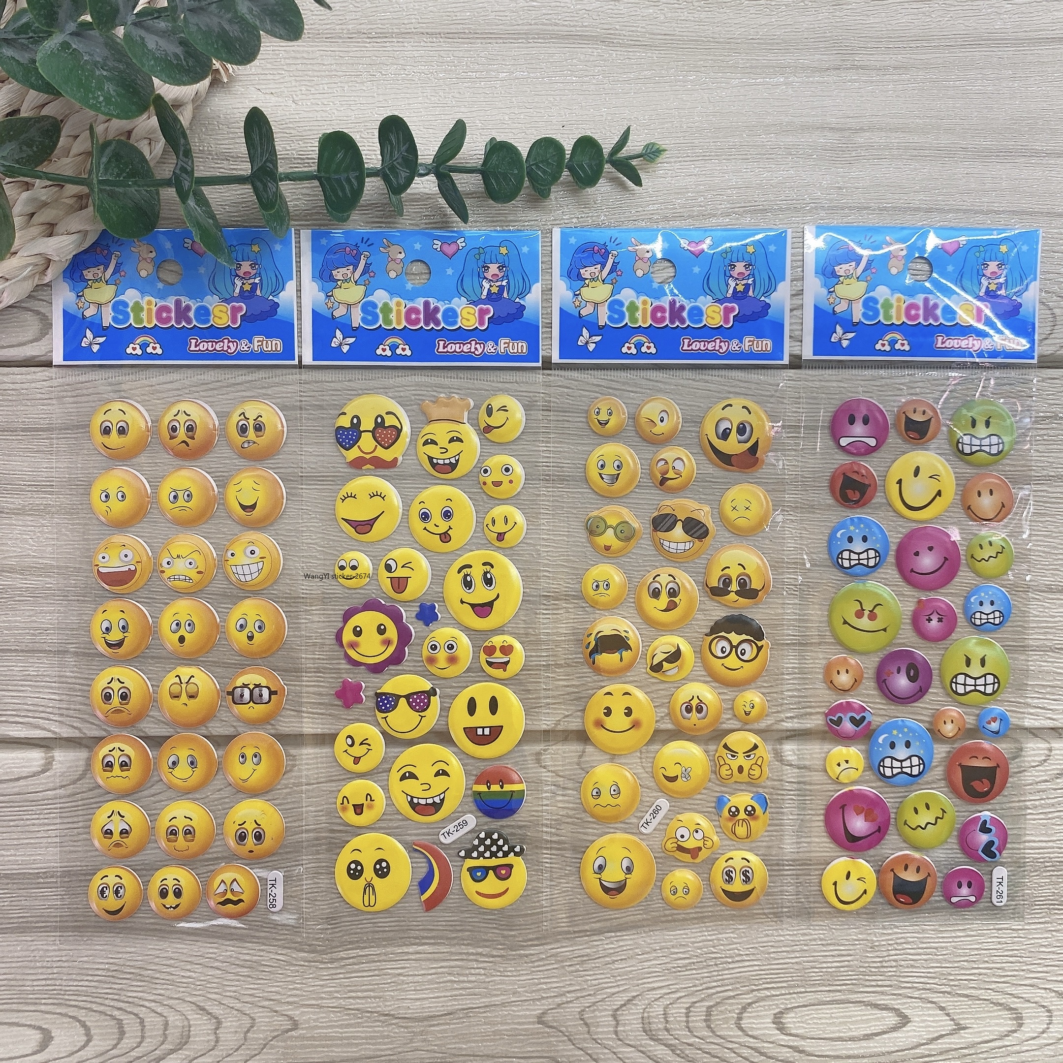 热销立体泡泡贴幼儿园奖励玩具贴画不干胶恐龙爱心汽车笑脸3D贴纸详情7