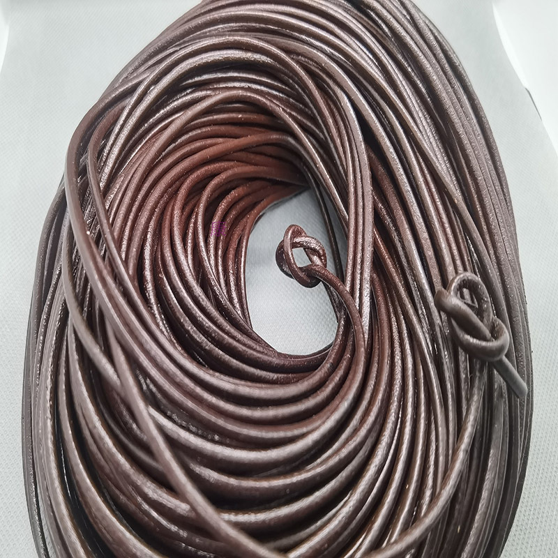 2.5mm dark coffee cowhide leather 100 meters can be customized necklace bracelet rope details Picture