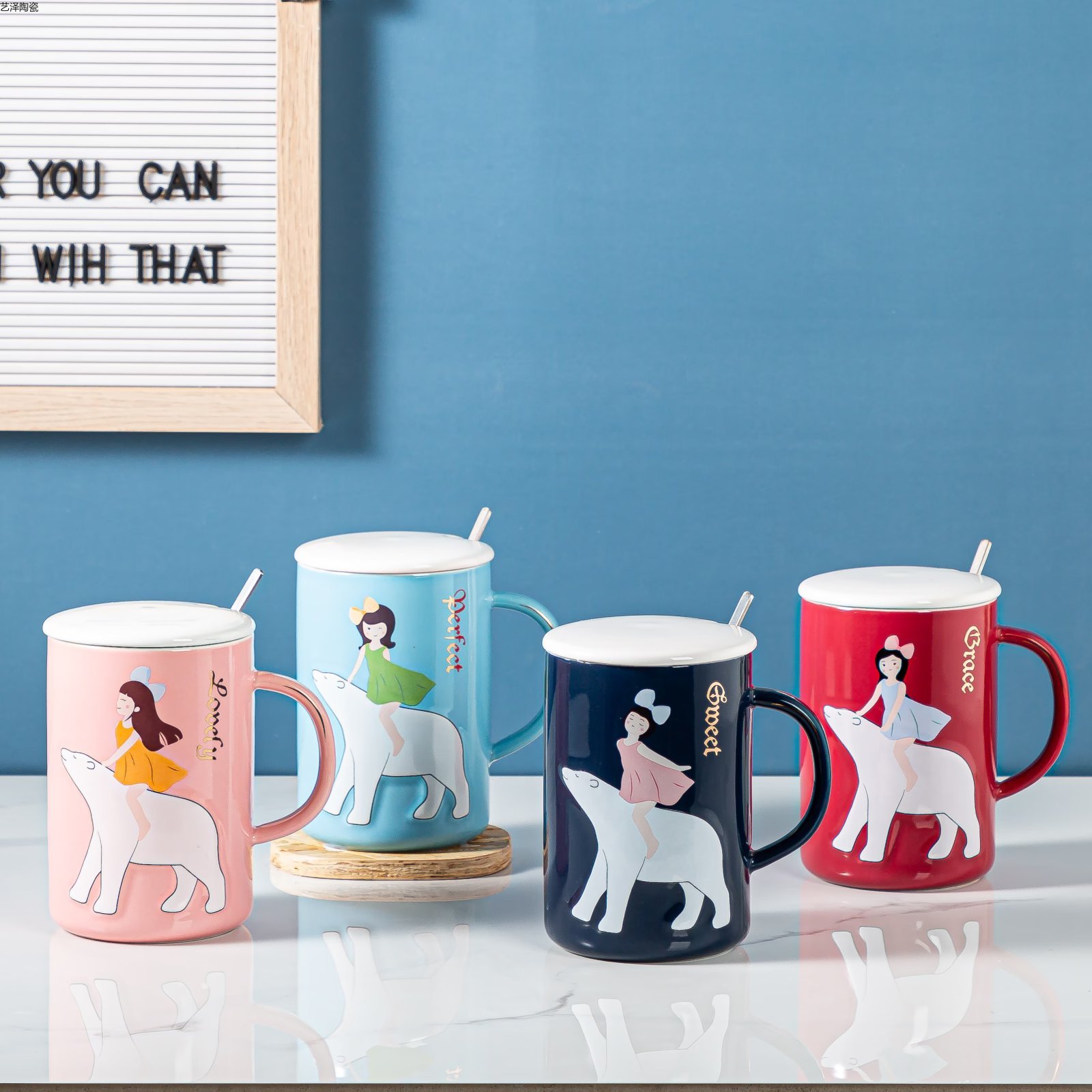 创意陶瓷杯北极熊咖啡杯色釉水杯带盖勺杯子详情1