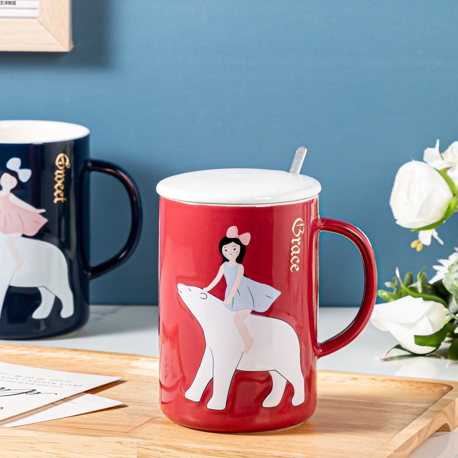 创意陶瓷杯北极熊咖啡杯色釉水杯带盖勺杯子详情2