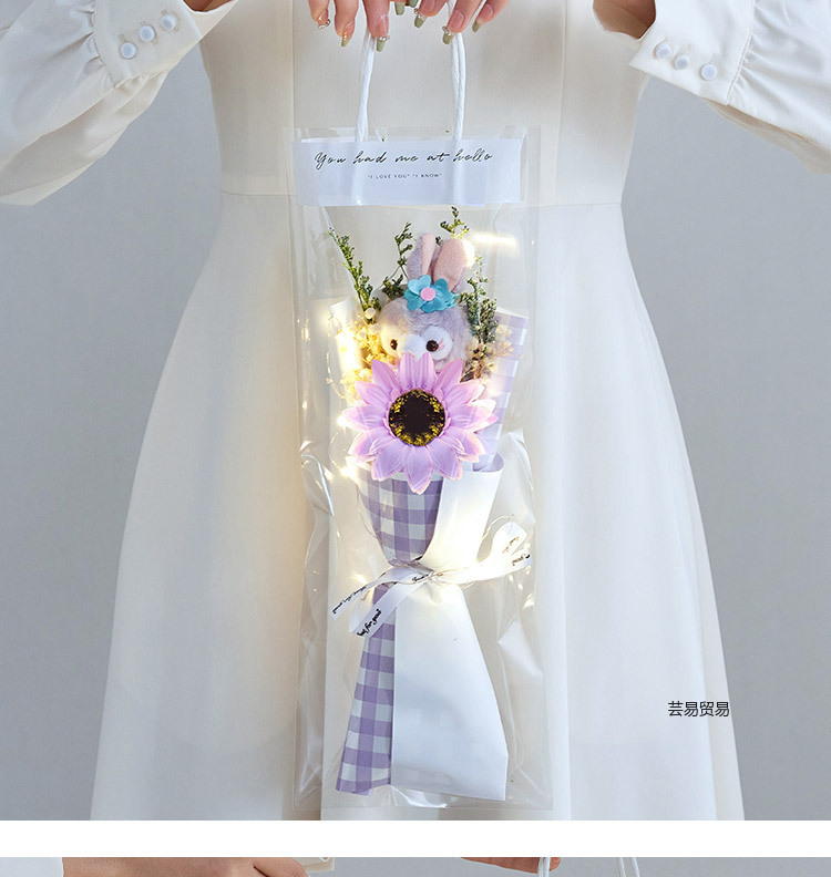 粉色林纳贝尔礼袋含灯串生日礼物情人节教师节礼品夜市摆摊花束批发玩偶花束毕业季七夕详情5