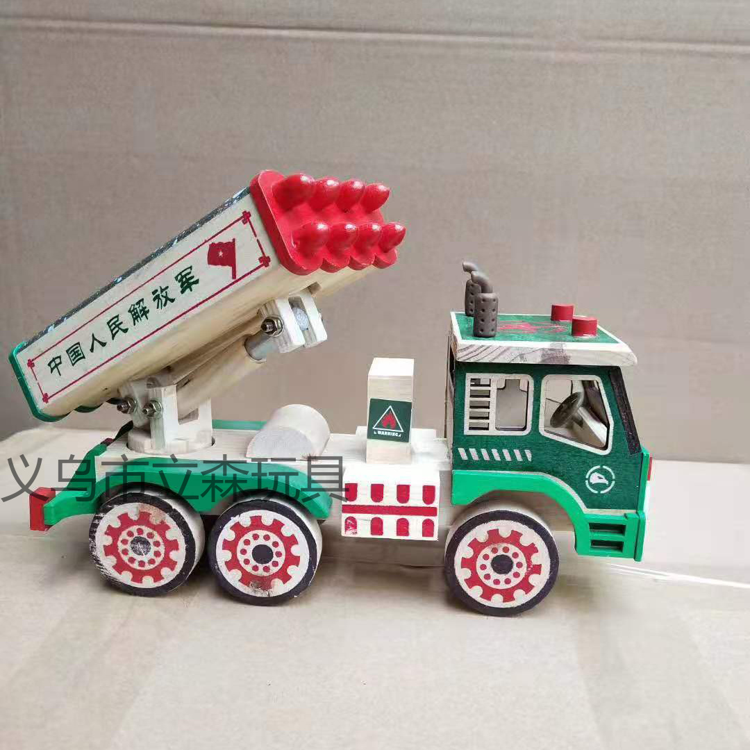 Color rocket cart madera details Picture