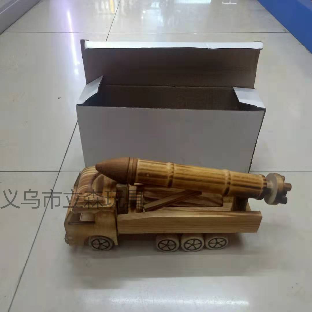 Carro militar de madera dao pinball carro rocket