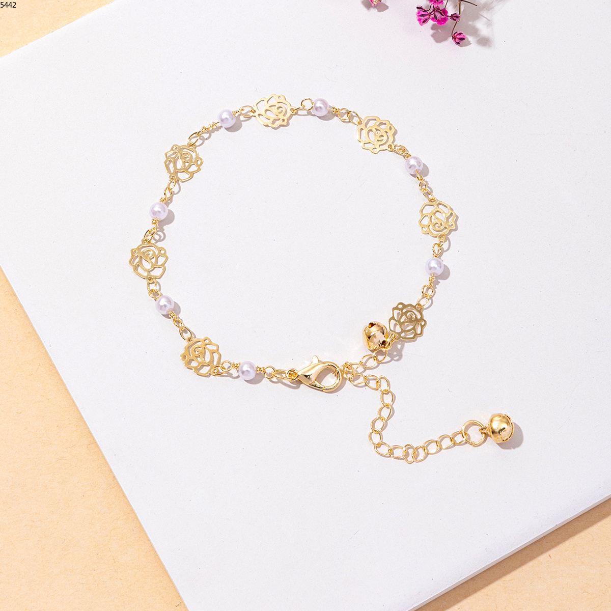 彩色玻璃圆圈字母手链女ins小众设计女生高级感送女朋友生日礼物jx888003聚新饰品