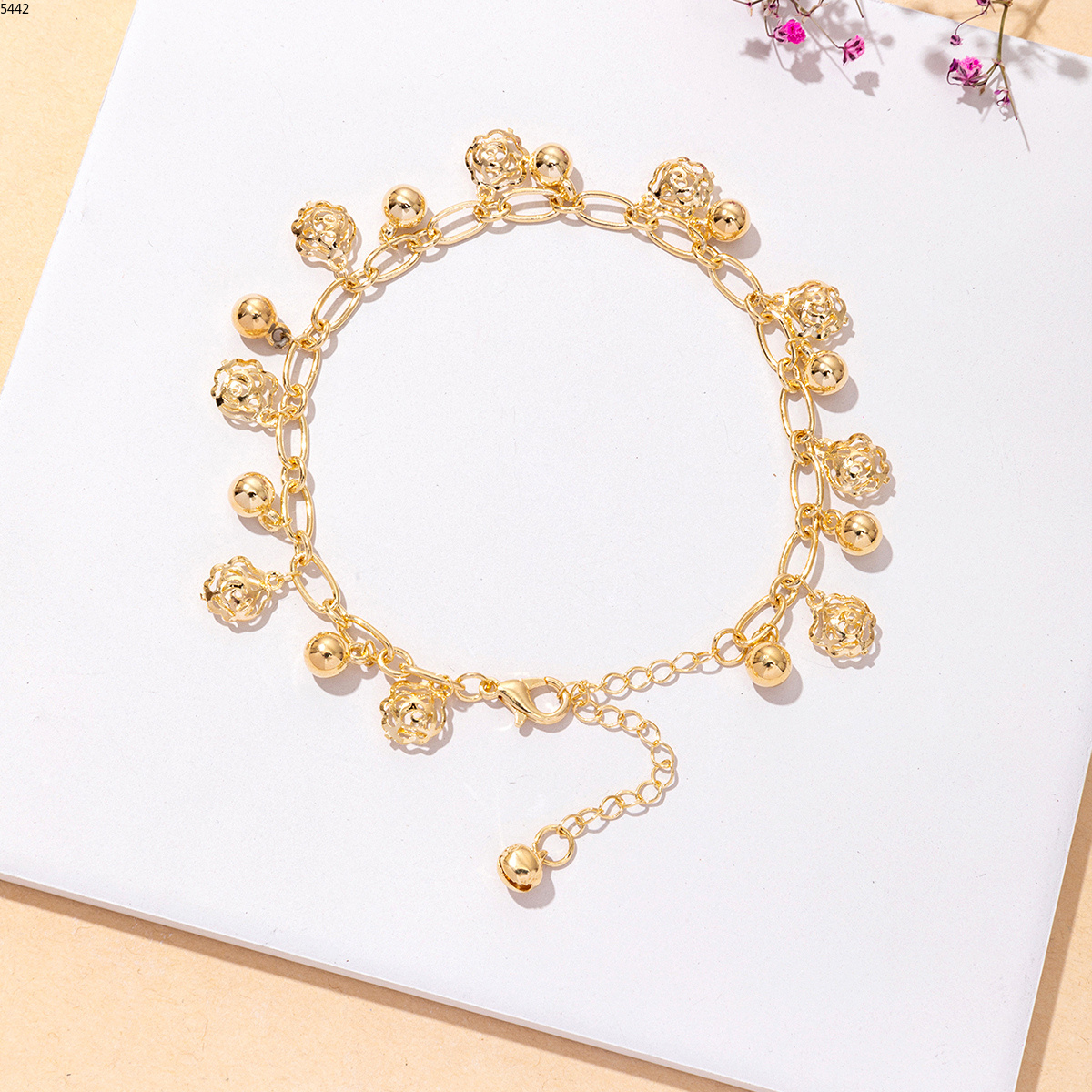 彩色玻璃圆圈字母手链女ins小众设计女生高级感送女朋友生日礼物7777jx003聚新饰品