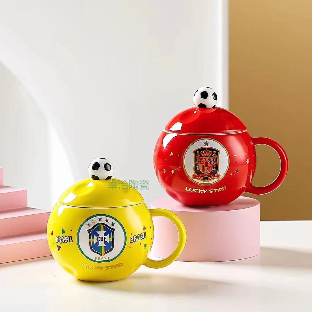 New Sporting Goods Football Cup With Cover Spoon Ceramic Cup Net Red Mug Coffee Cup Stack Logo Production Zhuocha 005 details Picture