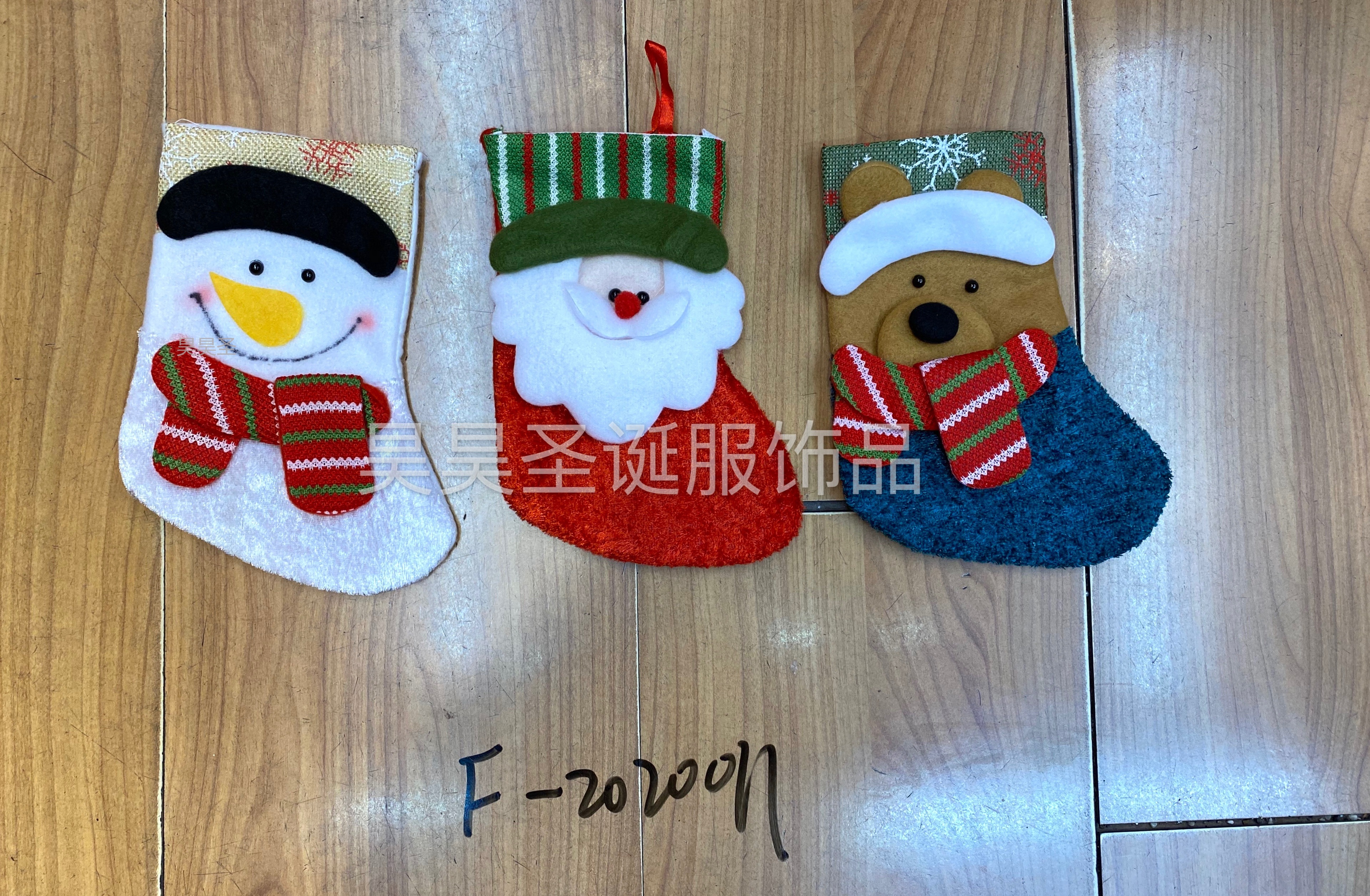 圣诞装饰用品圣诞袜短毛绒金丝绒绣花袜圣诞厂家直销详情1