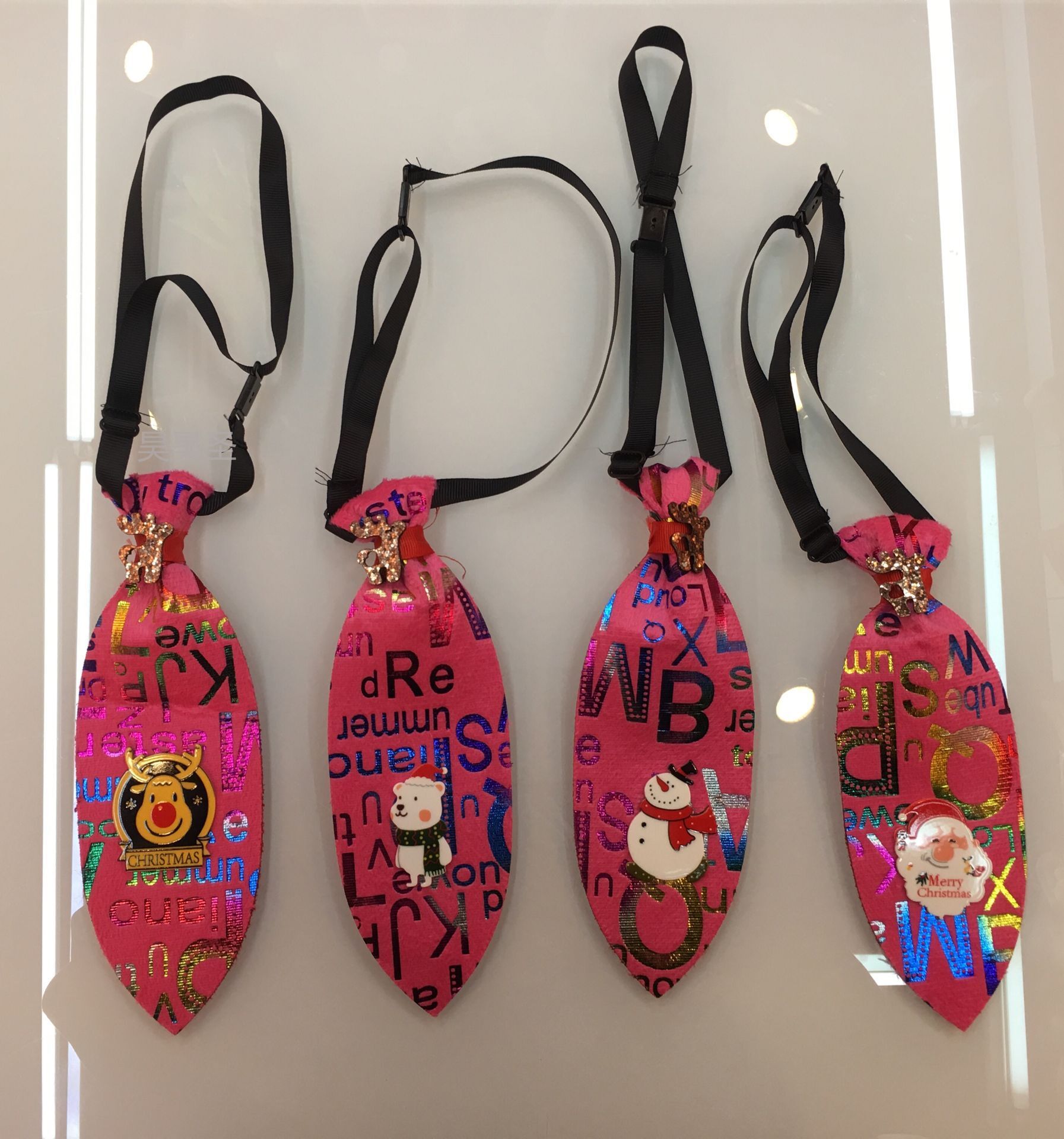 Christmas hat, Christmas, Christmas decorations, Christmas accessories, big red adult hat, children's hat, Christmas decorations, Christmas tie, Christmas supplies 2, Christmas, Christmas, Christmas, Christmas, Christmas Application Scenario