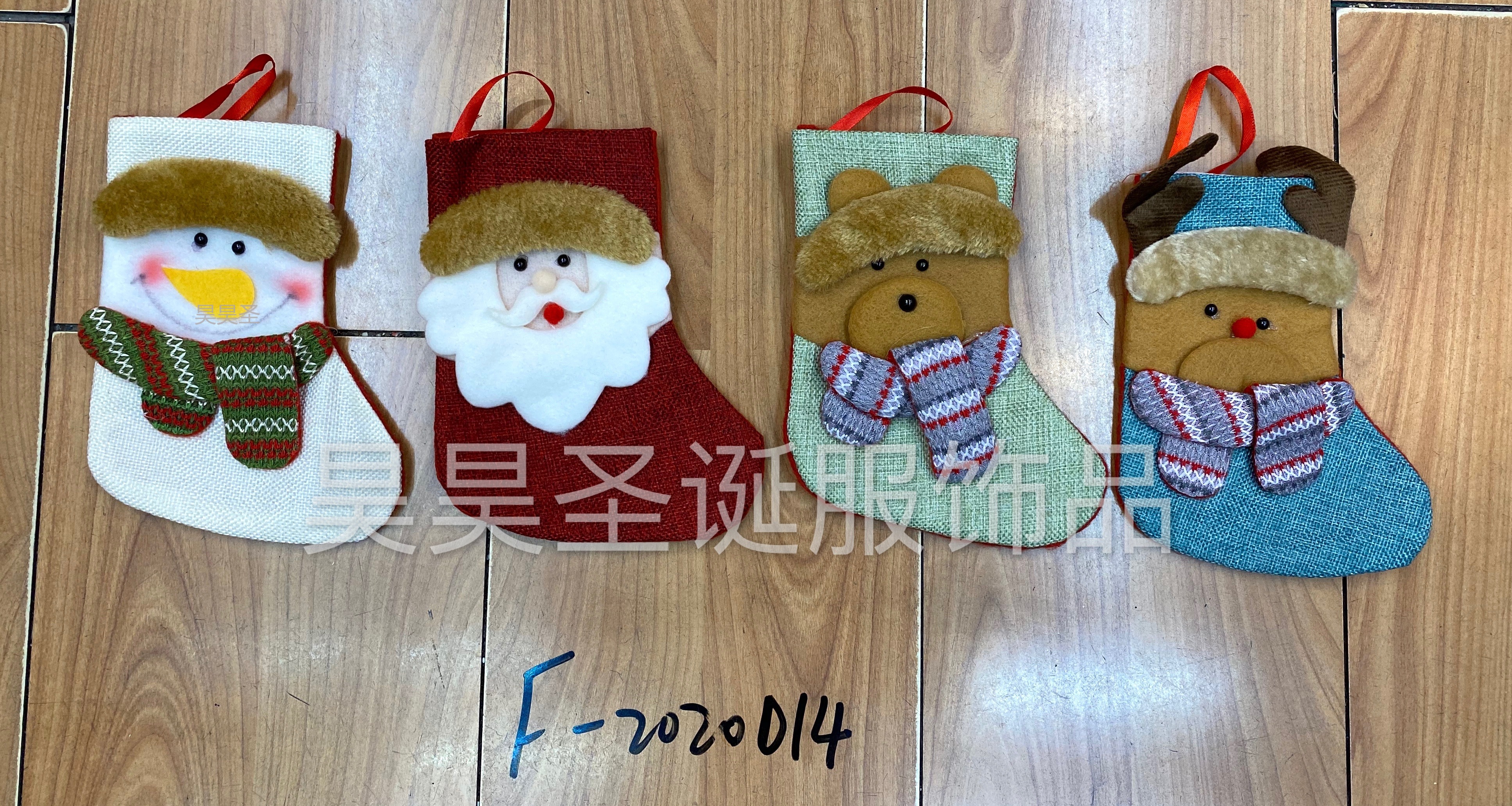 圣诞装饰用品圣诞袜短毛绒金丝绒绣花袜圣诞厂家直销详情4