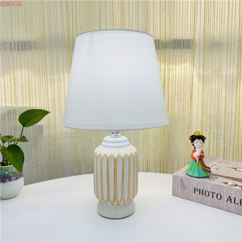 台灯 轻奢灯/台灯 家居灯/台灯 床头灯细节图