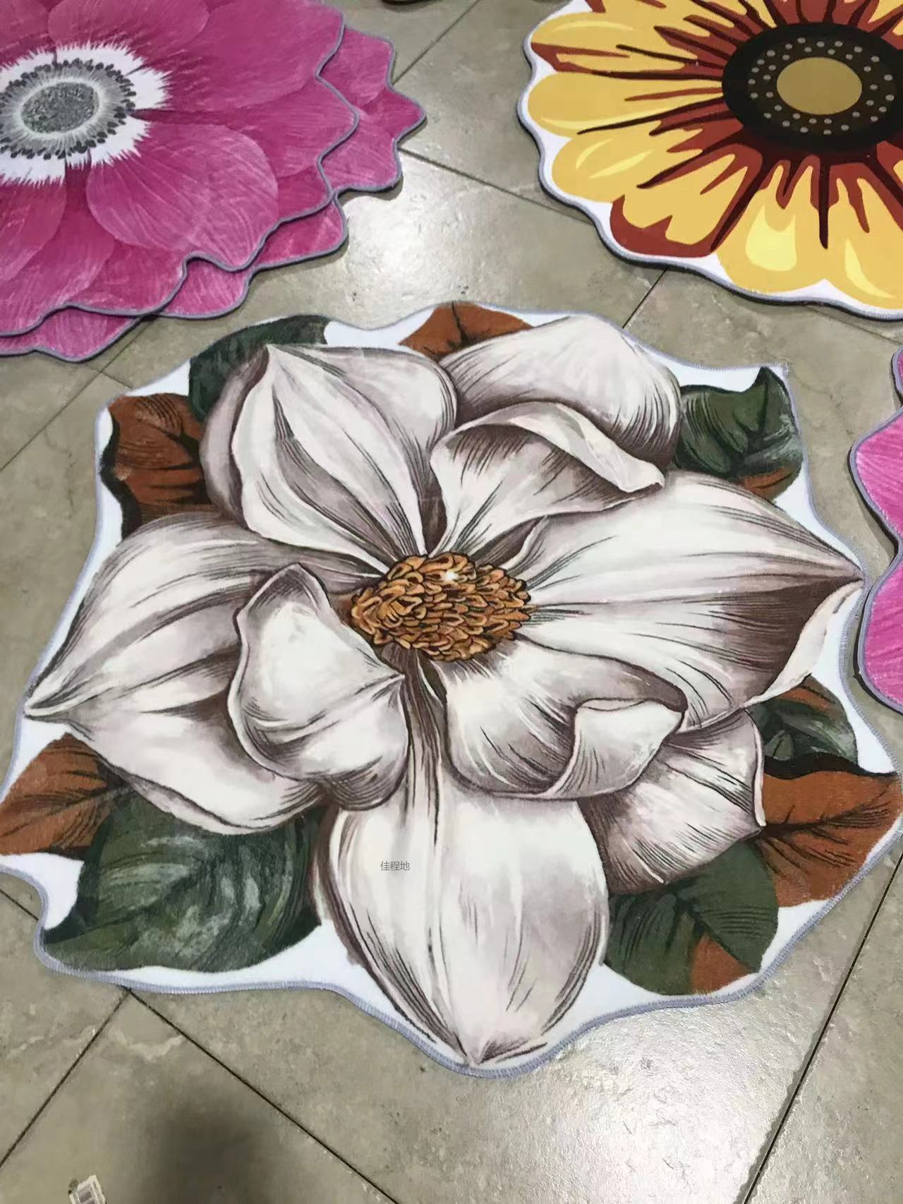 New flower-shaped floor mat, faux cashmere printed floor mat, large flower carpet, bedside mat, living room carpet, anti-slip mat, anti-slip dot plastic base pattern, style, fabric, comfortable and soft, 50*50cmcm details Picture