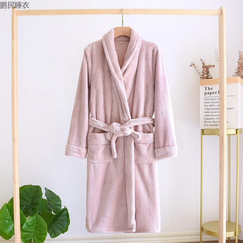 Factory Direct Sales Pineapple Check Pajamas Women Winter With Fleece Thickened Bathrobe 2023 New Spring And Autumn Flannel Thermal Robe details Picture