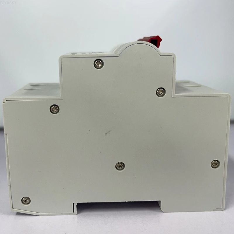 光伏配电箱专用过欠压自恢复手动直流交流保护器2P3P4P63A80A100A125A非数显详情4