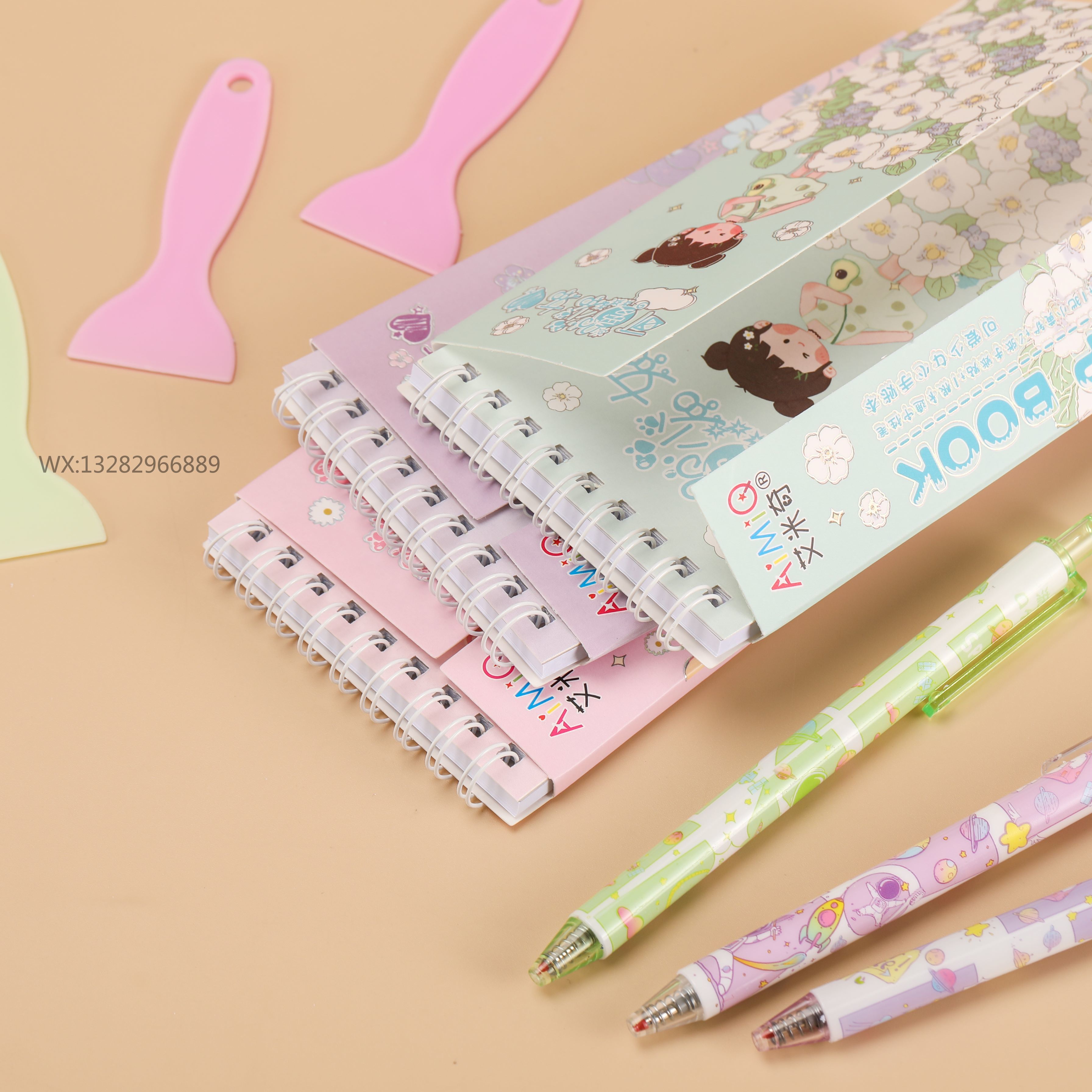 A multi-functional and cute girl's hand-held notebook, including a coil book, a material book, a release book, and a three-in-one hand-held notebook set details Picture