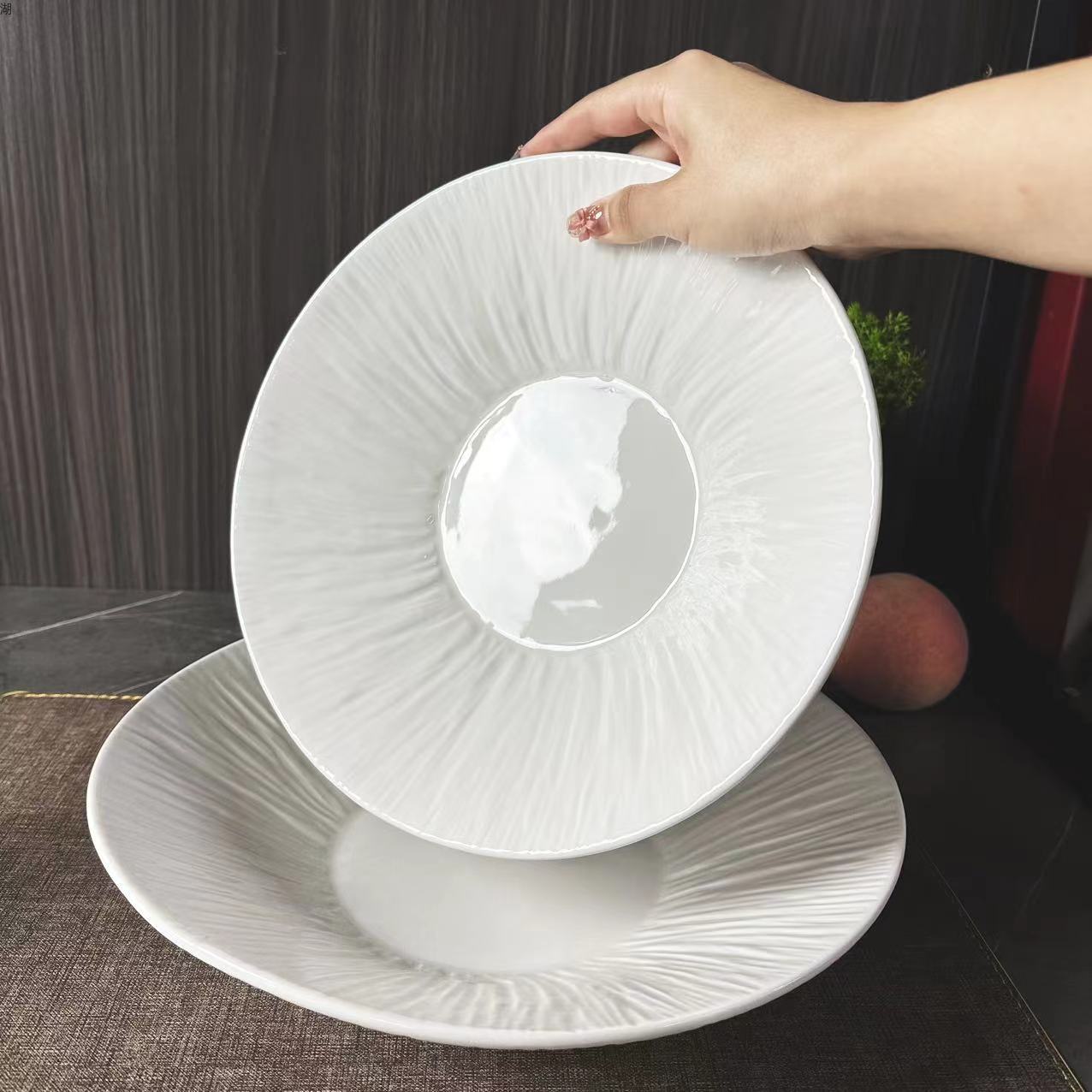 Classic white porcelain 10-inch and 12-inch water curtain pattern round bowl and round plate with special artistic design ceramic plate, suitable for hotels and restaurants pic 1