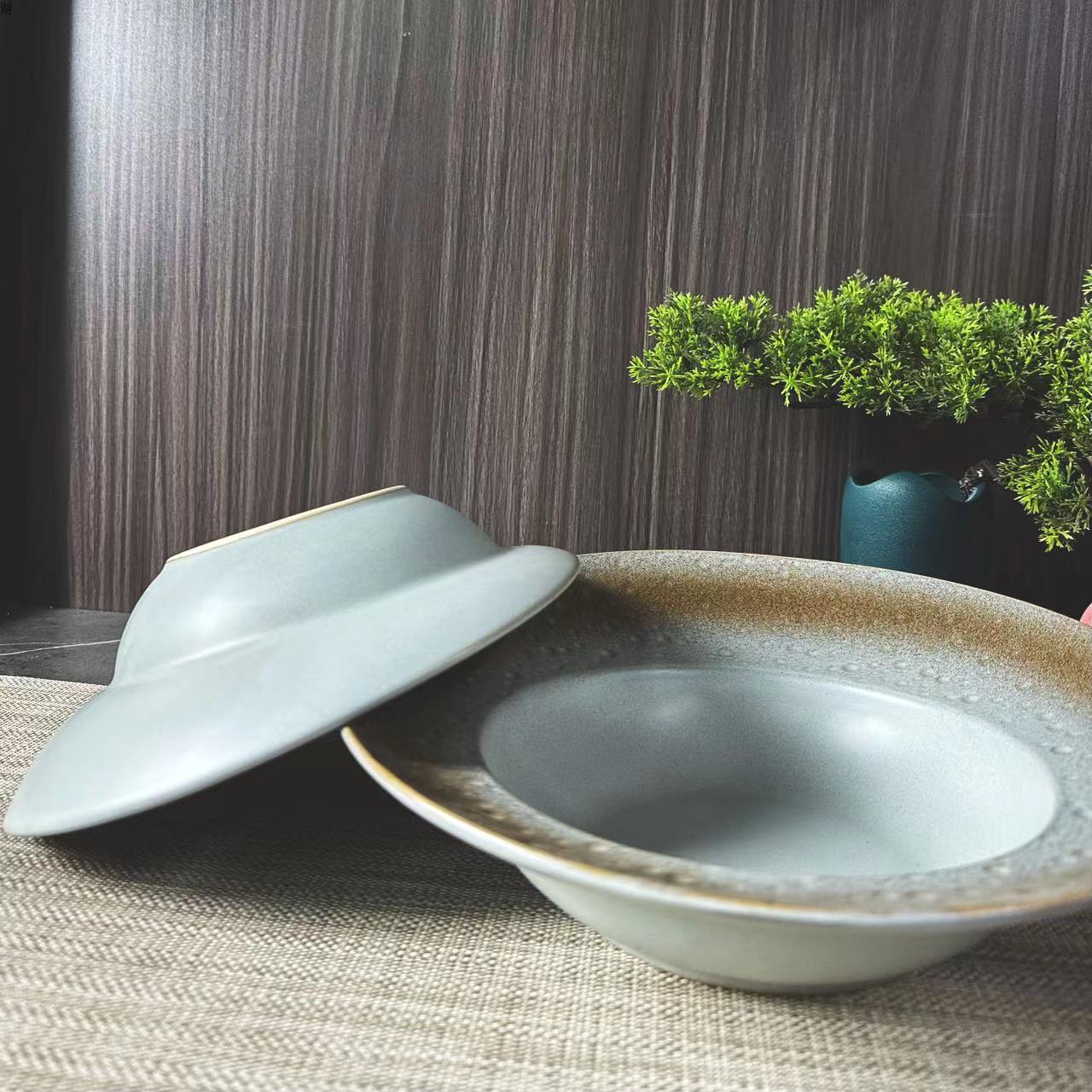 Creative matte ceramic wood-fired hammered wide-edge beveled rim meteor bowl, Italian bowl and plate, multi-purpose plate, colored glaze, hotel and restaurant pic 7