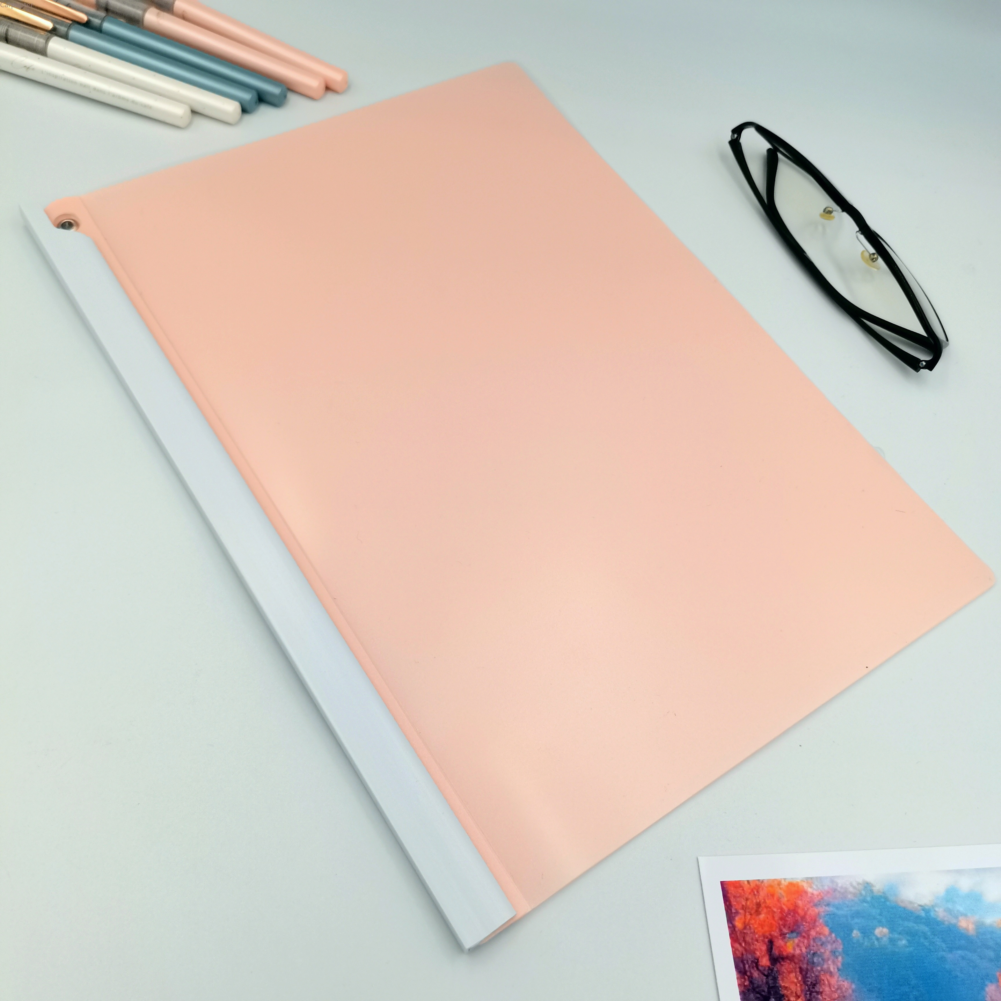 A4 Rotating pull rod folder, transparent pull rod holder, Office supplies, information, contract, file holder Specification image