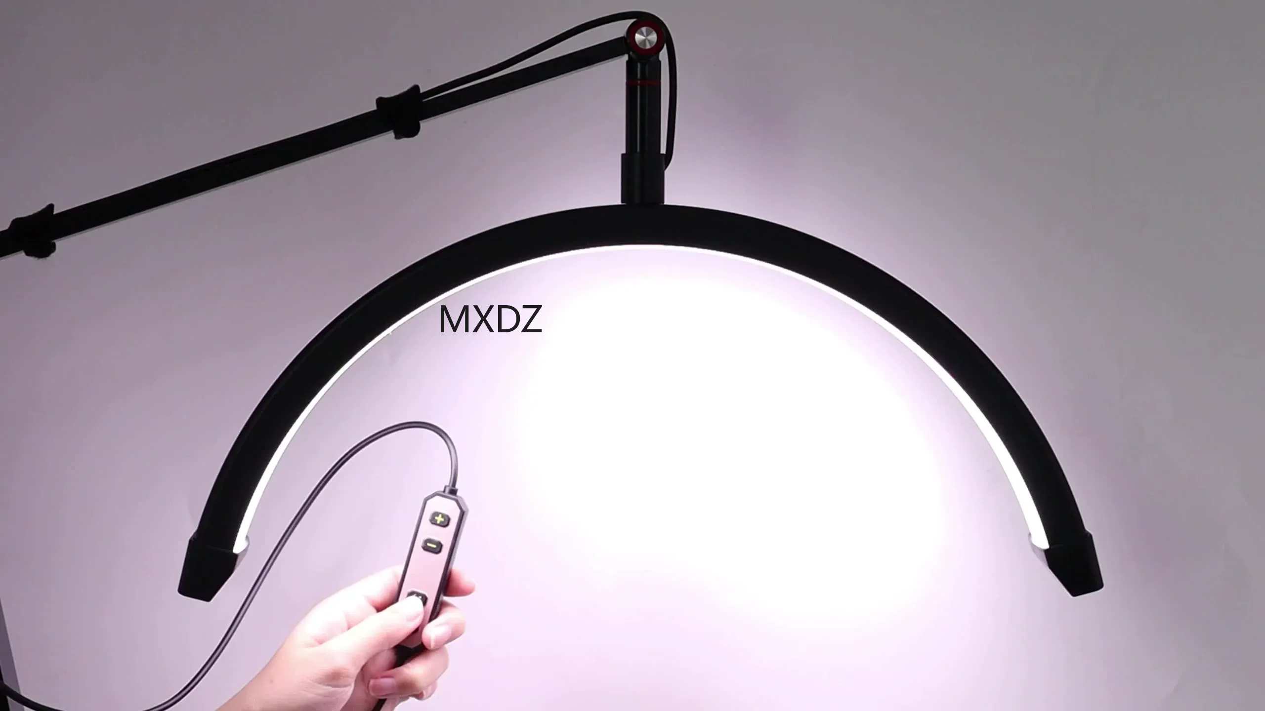 16-inch desktop cantilever half-moon beauty lamp