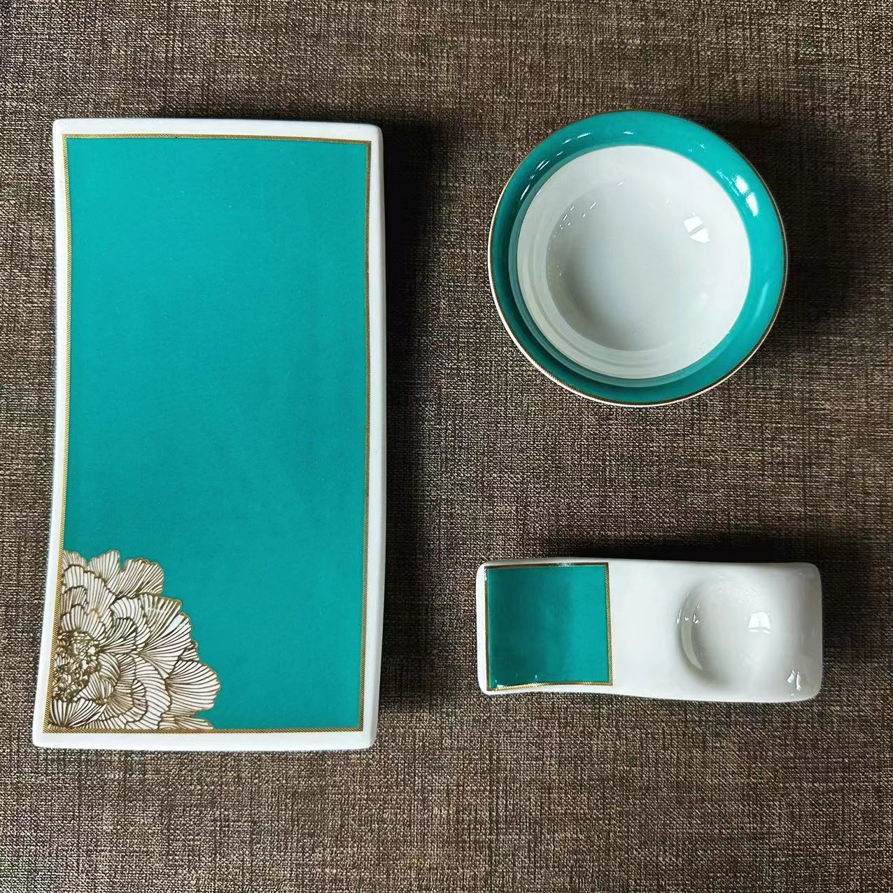 Luxurious Golden Peony Series high-end ceramic tableware set, custom-made with gold edge printing, suitable for hotels, clubs and household use pic 4
