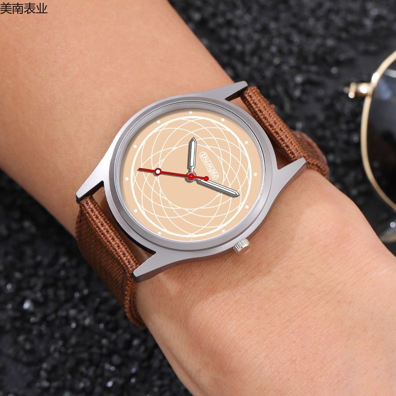 2023 New Sporty men's watch, fashionable and trendy men's sports watch, nylon strap student bowl watch