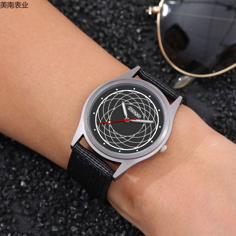 2023 New Sporty men's watch, fashionable and trendy men's sports watch, nylon strap student bowl watch details Picture