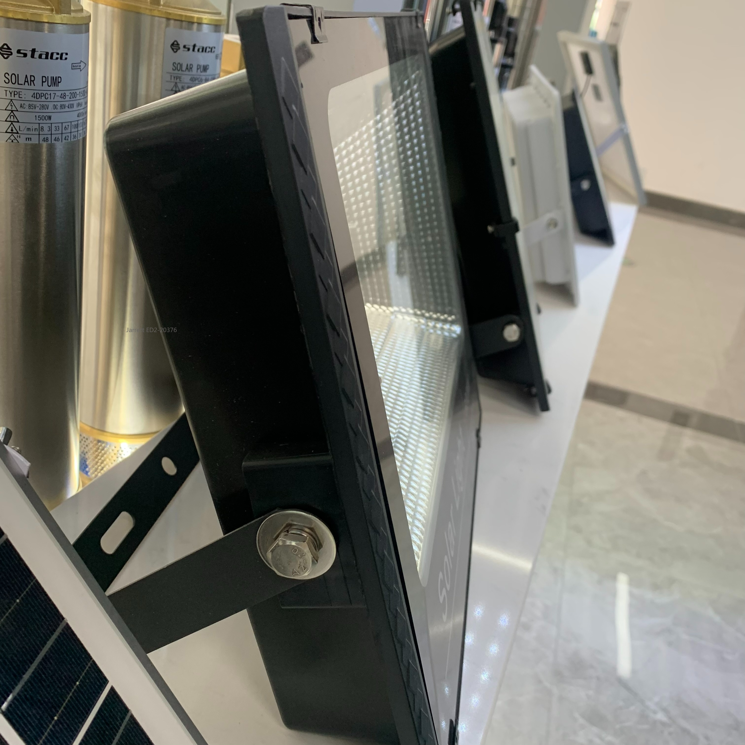 Jarrett light IP65 outdoor waterproof and sun-proof garden lamp of Jarrett Solar street Lamp, 60w Application Scenario