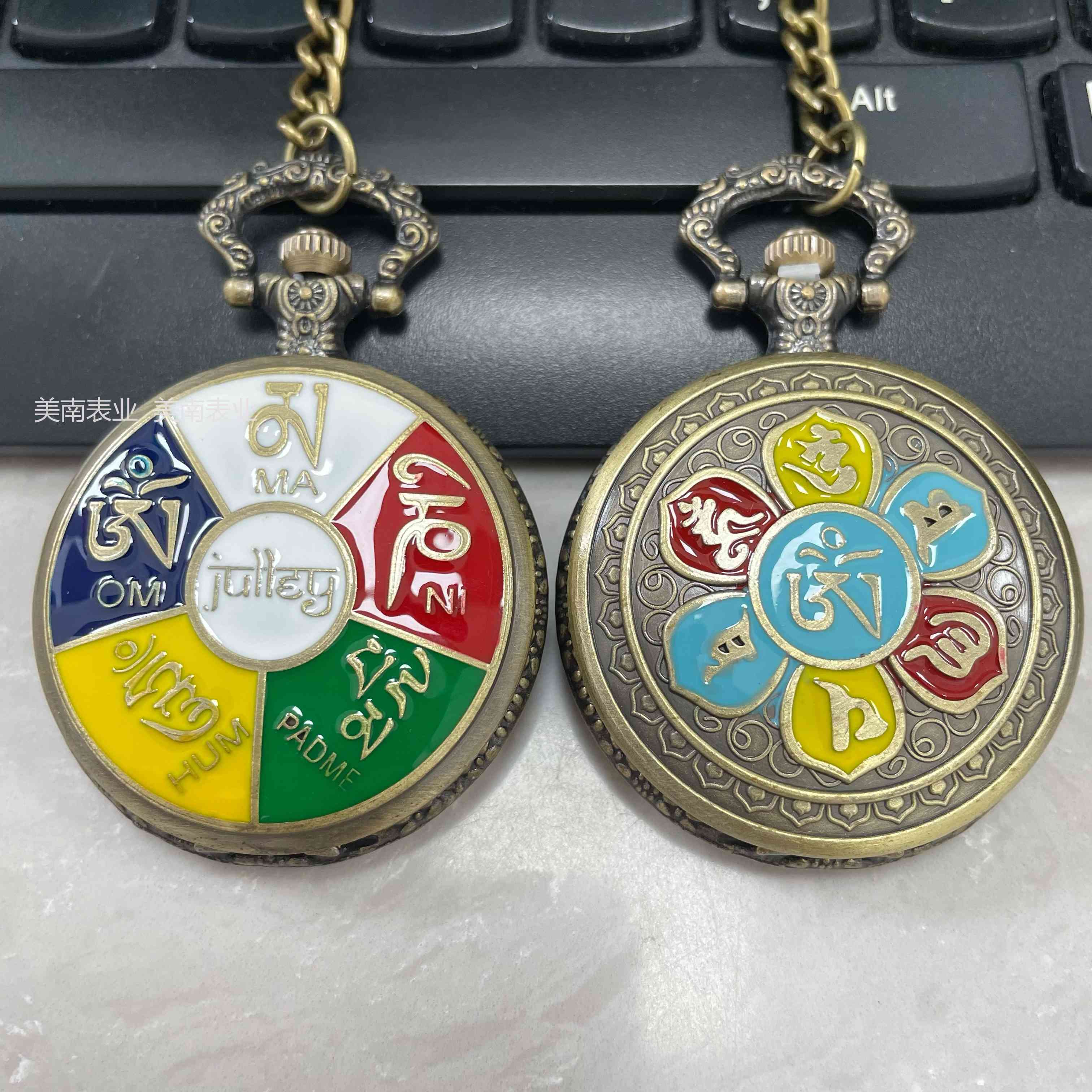 民族风/怀表/复古产品图